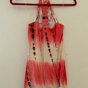 Shirt- only been worn once. -(New) 😍